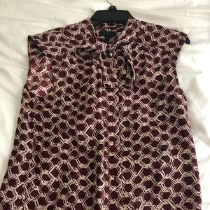 J Crew Maroon with link detail silk shell, size 4